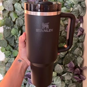 THE QUENCHER H2.0 FLOWSTATE TUMBLER - Stanley Adventure - Black